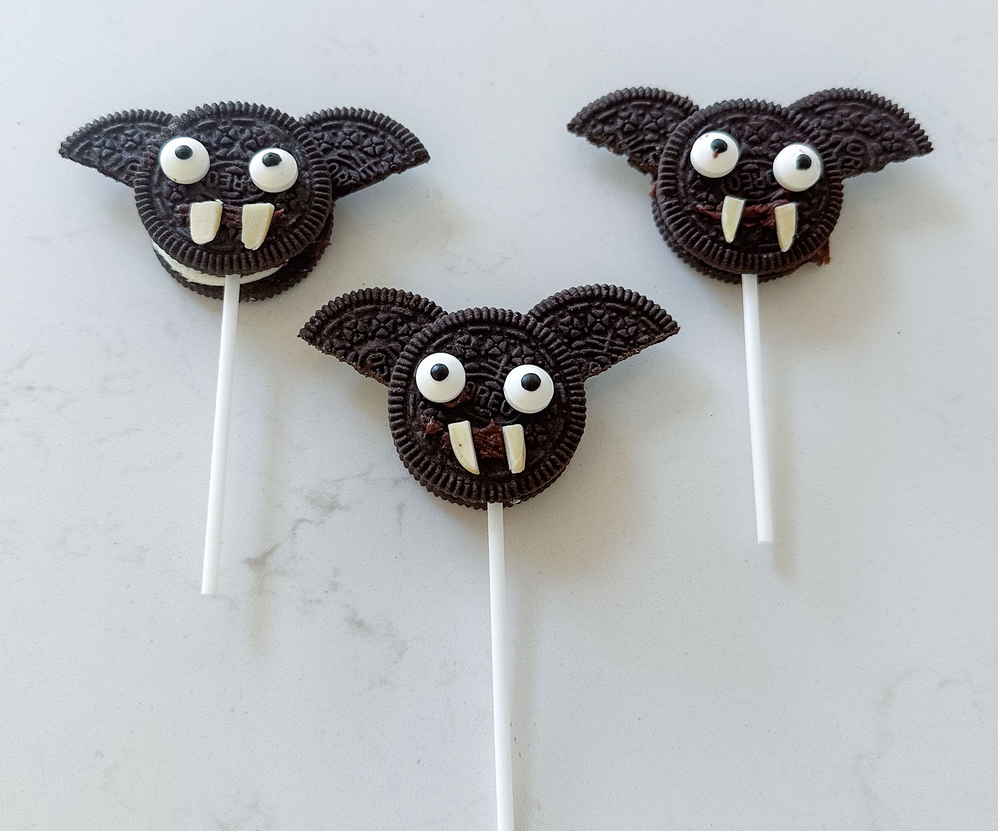 Quick & Easy Halloween Bat Biscuit Pops